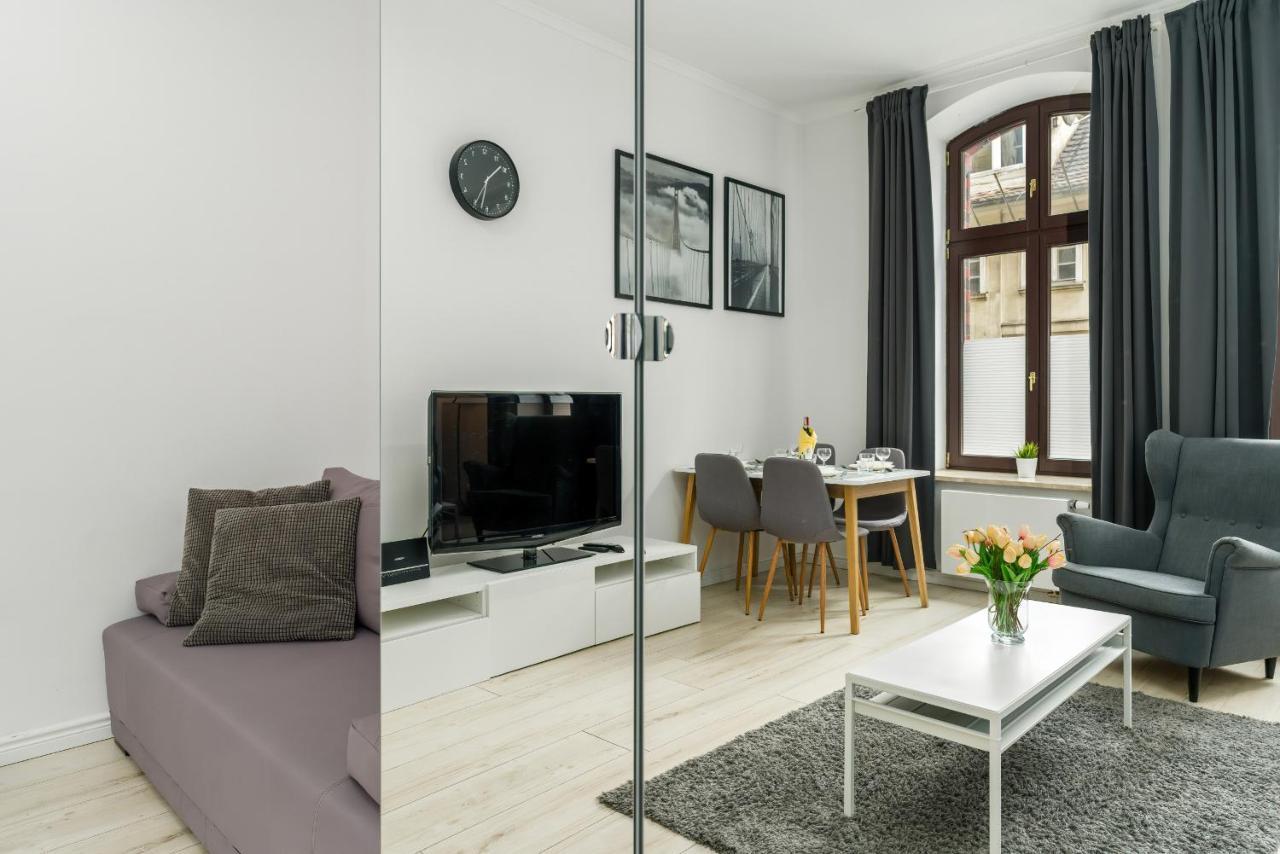 Apartments City Center Saint Wojciech By Renters Posen Exterior foto