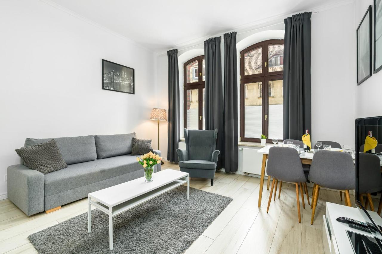Apartments City Center Saint Wojciech By Renters Posen Exterior foto
